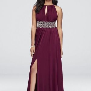 Plum R&M Richards gown in excellent condition